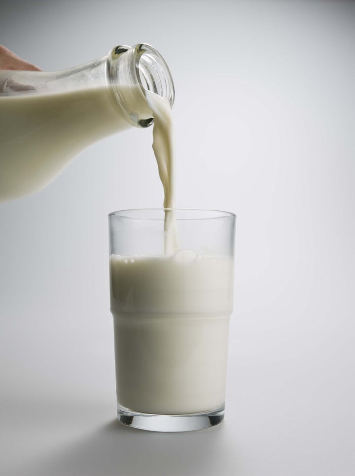 why-you-shouldn-t-drink-pasteurized-milk-huffpost-life