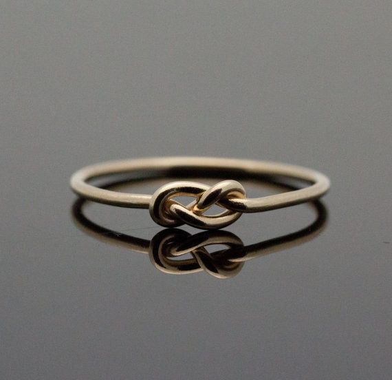 16 Stunning Alternatives To A Diamond Engagement Ring | HuffPost Life