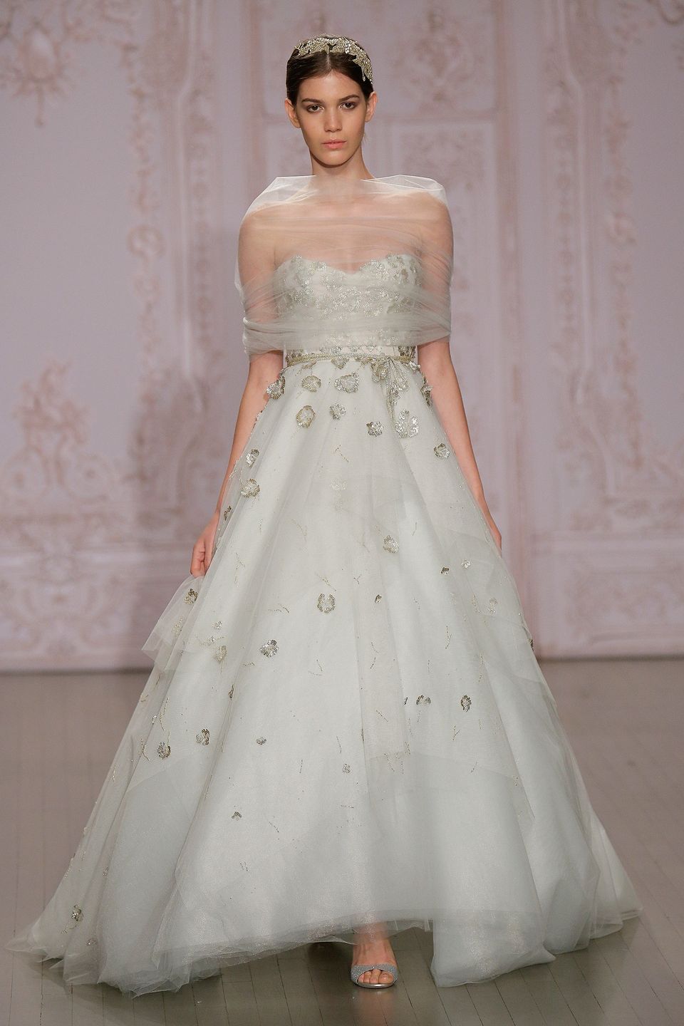 Top Wedding Dress Trends From The Fall 2015 Bridal Runways | HuffPost Life