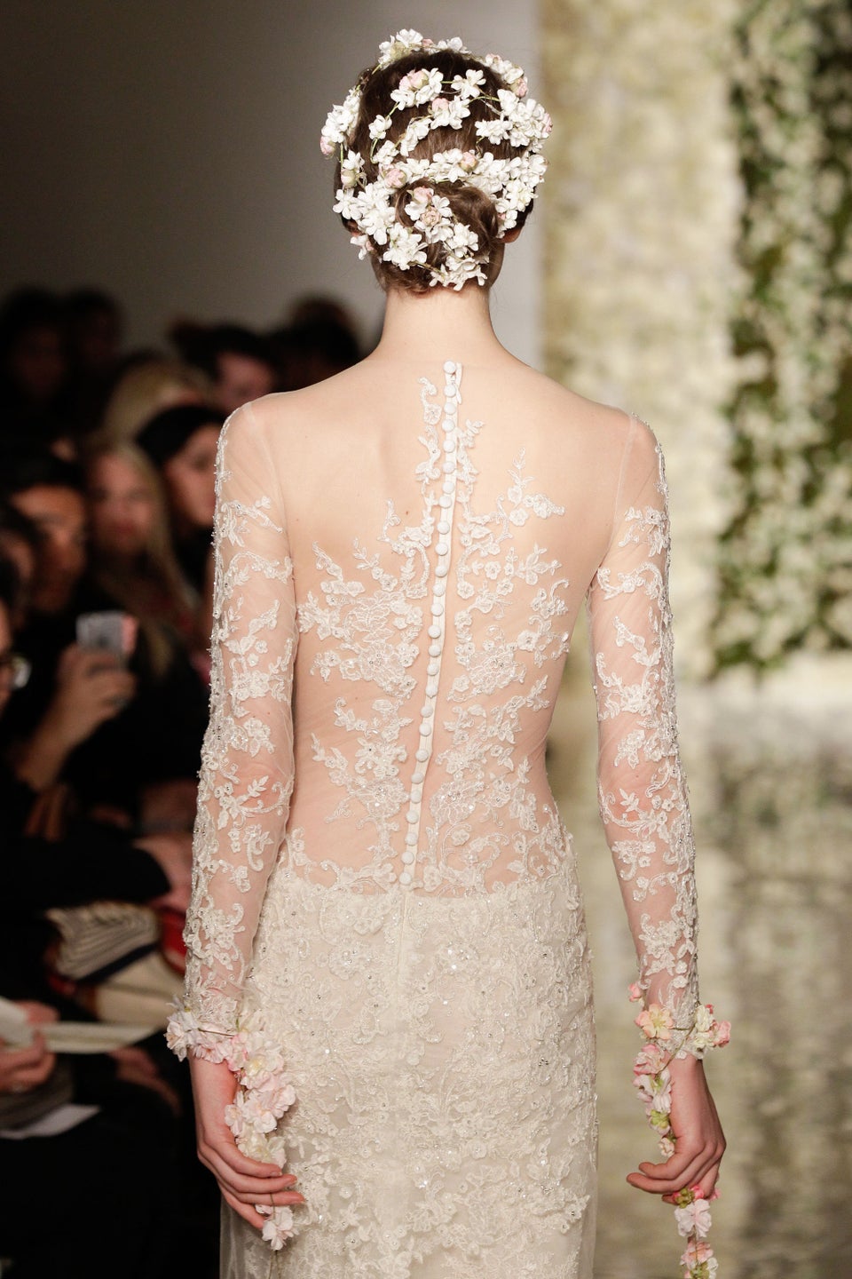 22 Hot-Off-The-Runway Wedding Gowns That Look Even Better From The Back ...