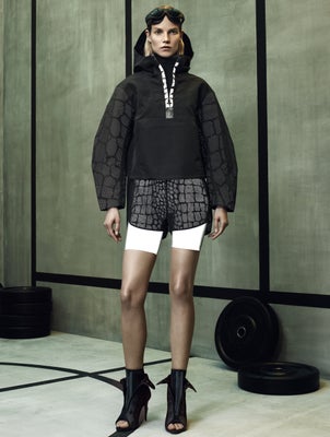 How To Style Alexander Wang For H M Like You Know What You Re Doing Huffpost Life How To Style Alexander Wang For H M Like You Know What You Re Doing Huffpost Life