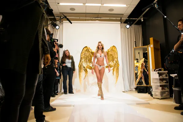 How The Victoria's Secret Fashion Show Wings Are Actually Made