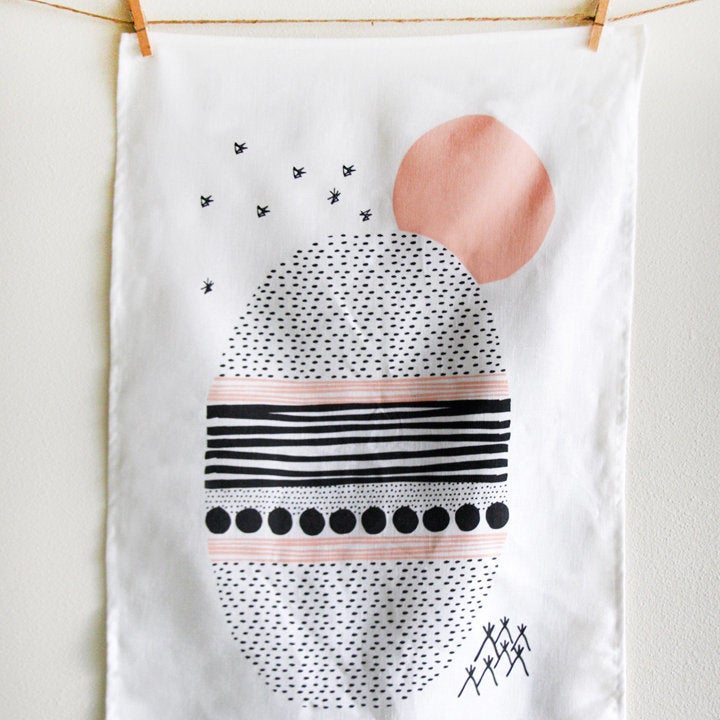 What is a Tea Towel? What is a tea towel made from?