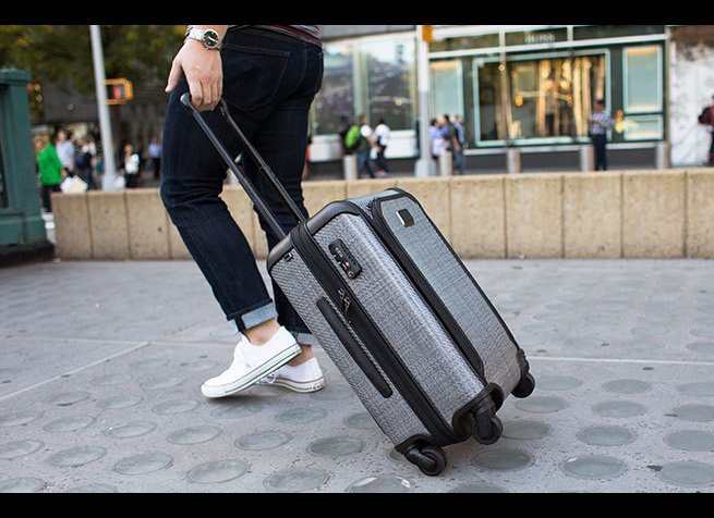 tumi international carry on review