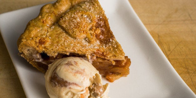 Classic Apple Pie Recipe - Saving Room for Dessert