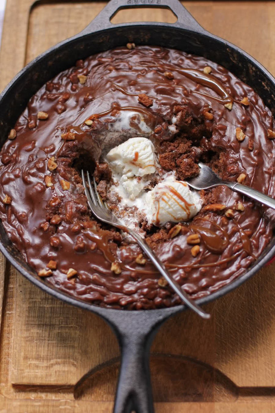 The Ultimate Gooey Caramel Brownie Mug Cake Sundae - Willow Bird