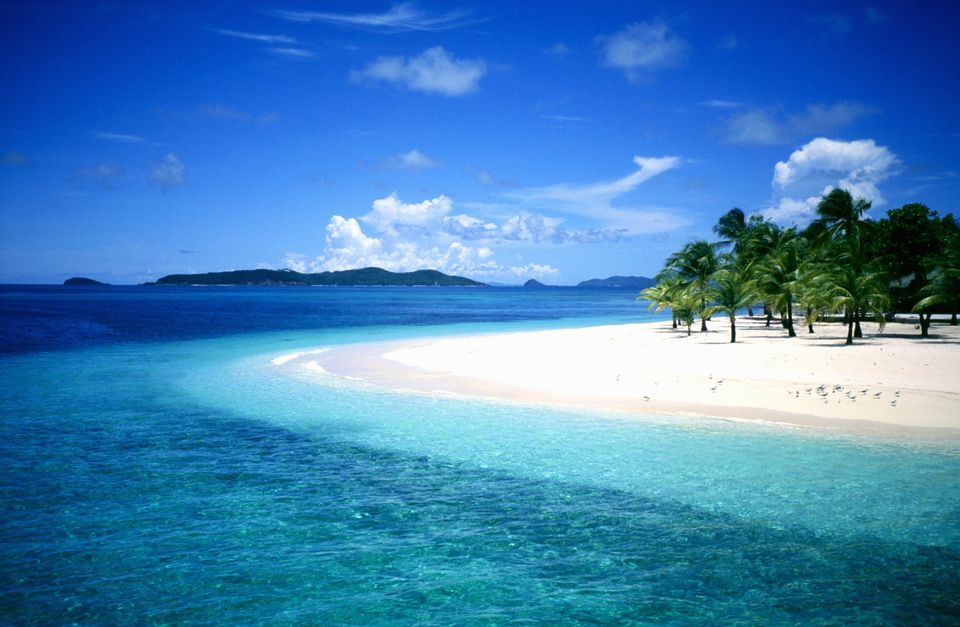 The 5 Can't-Miss Islands Of St. Vincent And The Grenadines | HuffPost Life