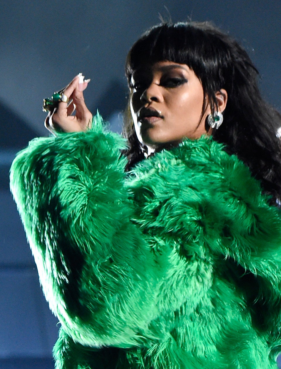 Rihanna: Green Fluffy Bra and Pants