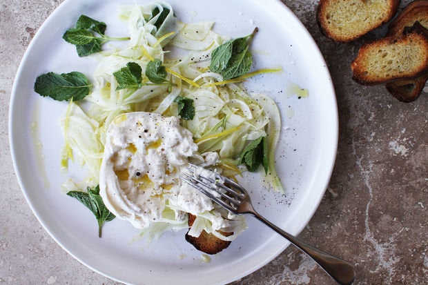 Lemon & Olive Oil Marinated Fennel With Burrata & Mint