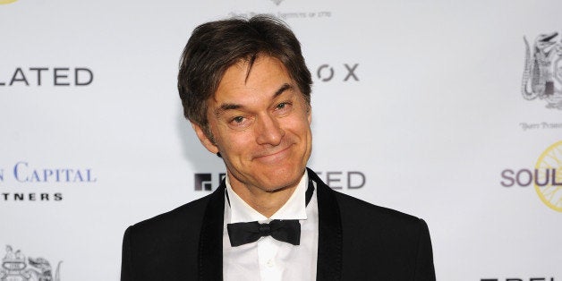 NEW YORK, NY - APRIL 13: Dr. Mehmet Oz attends The Hasty Pudding Institute of 1770 Order of the Golden Sphinx Gala 2015 at The Plaza Hotel on April 13, 2015 in New York City. (Photo by Andrew Toth/Getty Images)