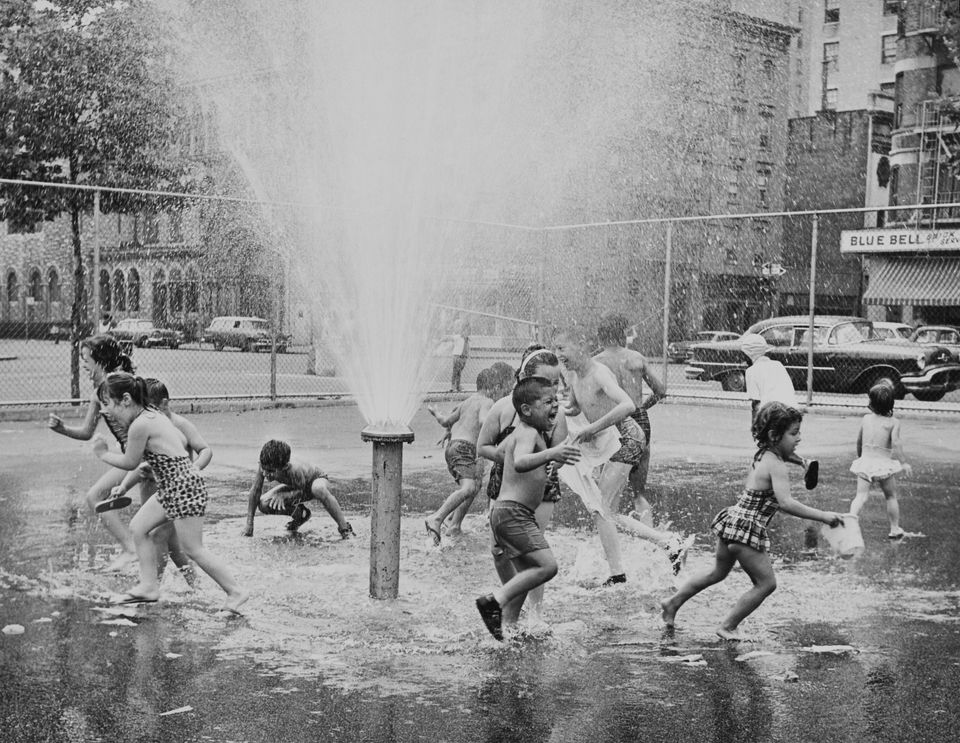 23 Vintage Photos That Show What Summer Fun Looked Like 