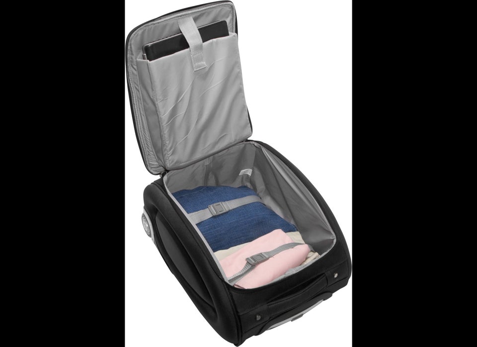 Travelon 18 wheeled hot sale underseat bag