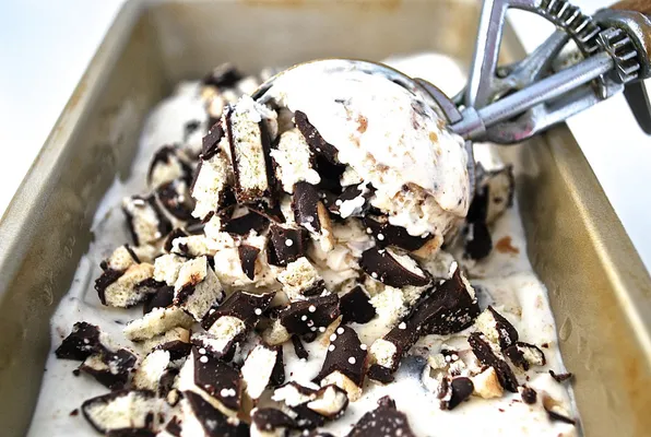 5 Ice Cream Scooping Hacks That'll Make Life So Much Easier