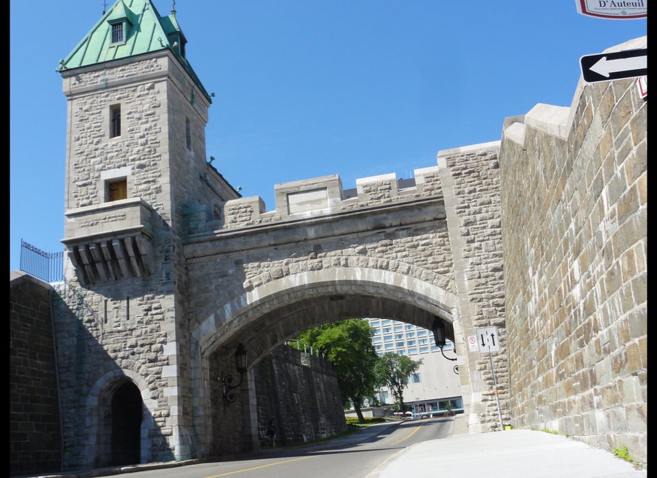 Gate into Old Fort