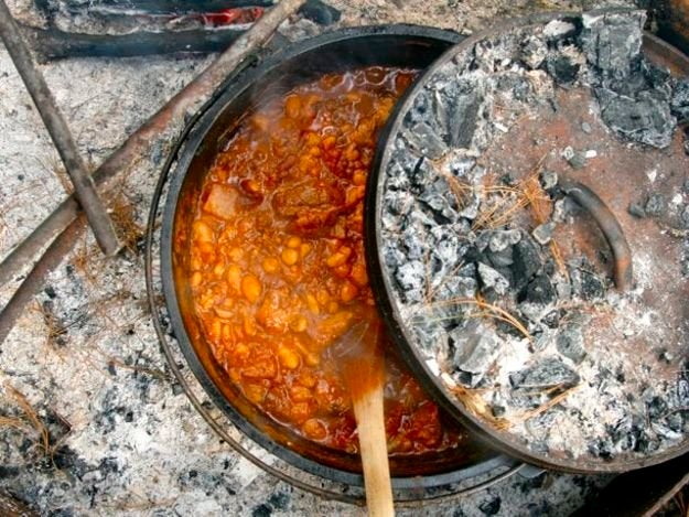 Campfire Chili In A Dutch Oven