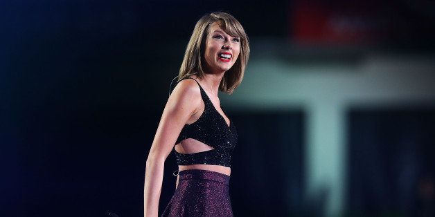 MELBOURNE, AUSTRALIA - DECEMBER 10: Taylor Swift performs during her '1989' World Tour at AAMI Park on December 10, 2015 in Melbourne, Australia. (Photo by Graham Denholm/Getty Images)