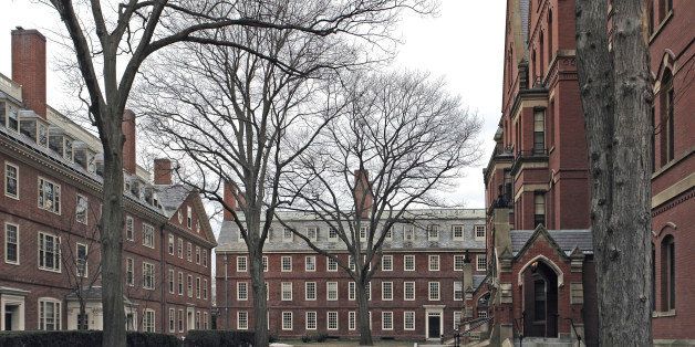 'the Harvard Yard in Cambridge (Massachusetts, USA) at winter time'