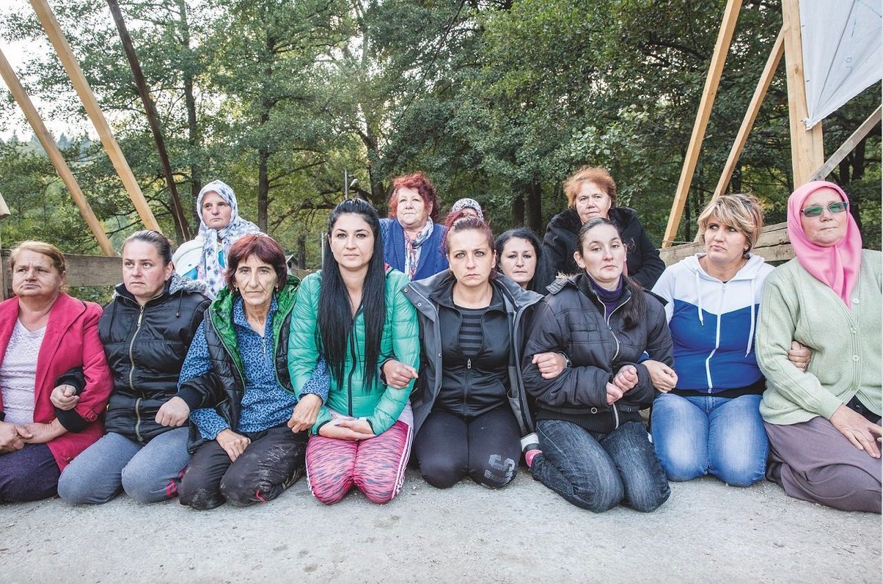 Women in the Bosnian mountain village of Kruščica form a blockade to stop the construction of a dam. 