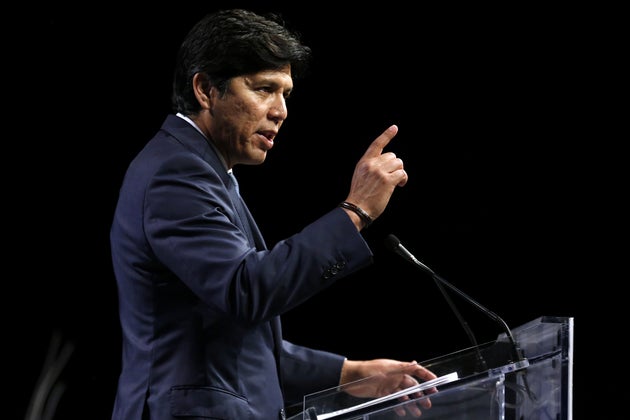 Kevin de Le&oacute;n, former president pro tempore of the California state Senate, speaks at the Netroots...