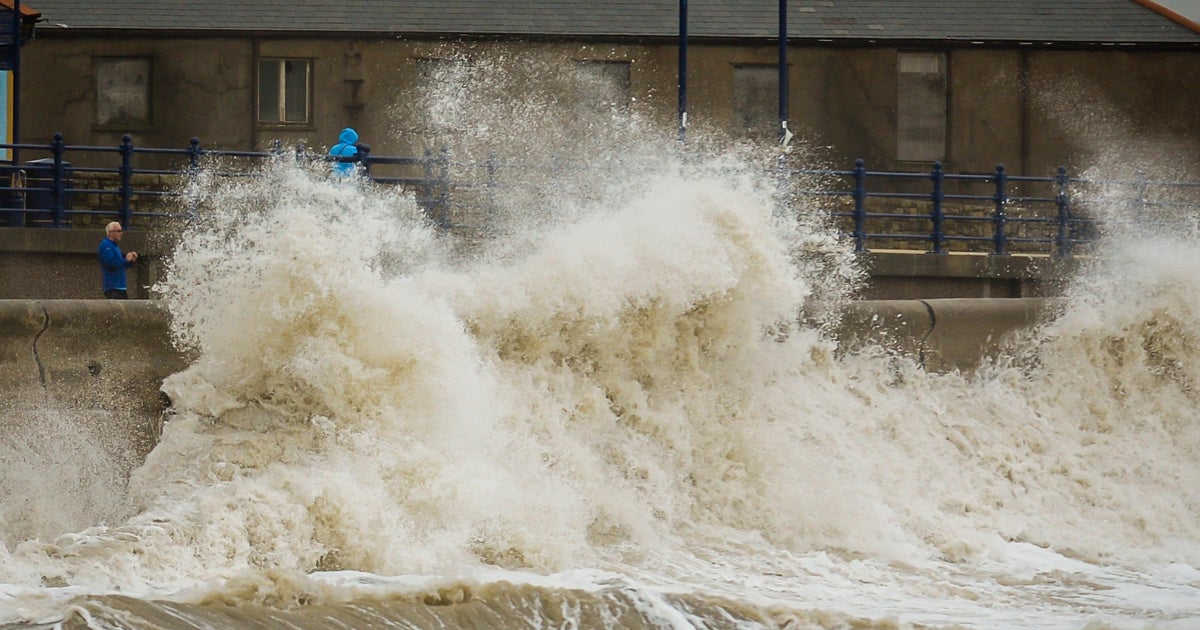 UK Weather: Met Office Issues ‘Danger To Life’ Warning As Storm Ali Set ...