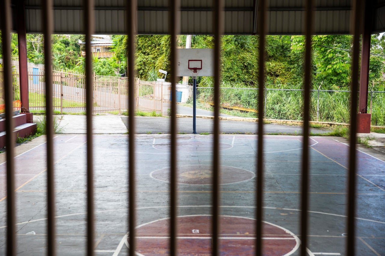 The basketball court at the now-shuttered Abelardo Díaz Alfaro elementary school.