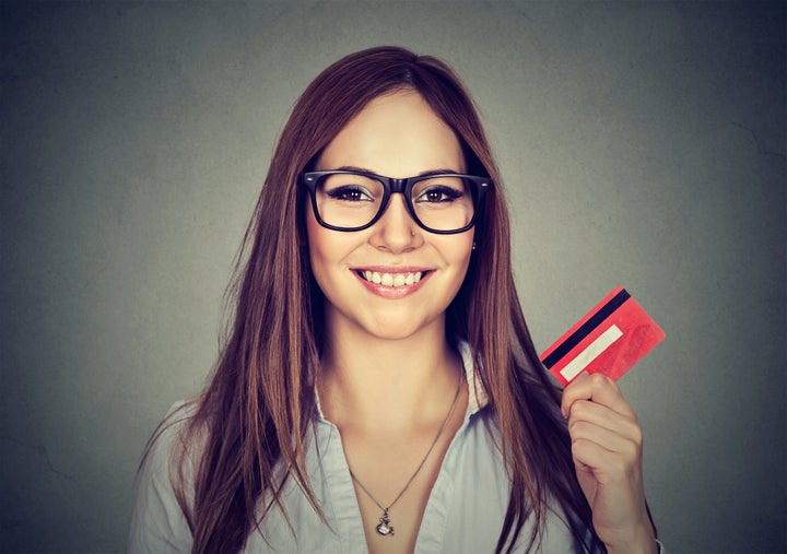 Student credit cards should have no annual fee and generous rewards.