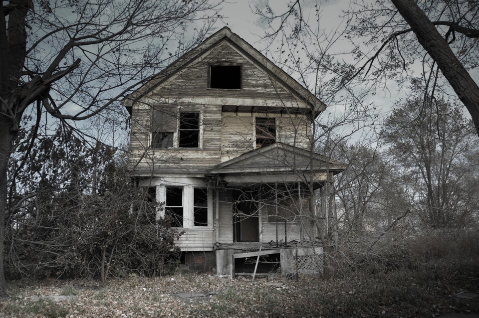 13 Spooky-Looking Houses That Have Inspired Ghost Stories (UPDATE ...