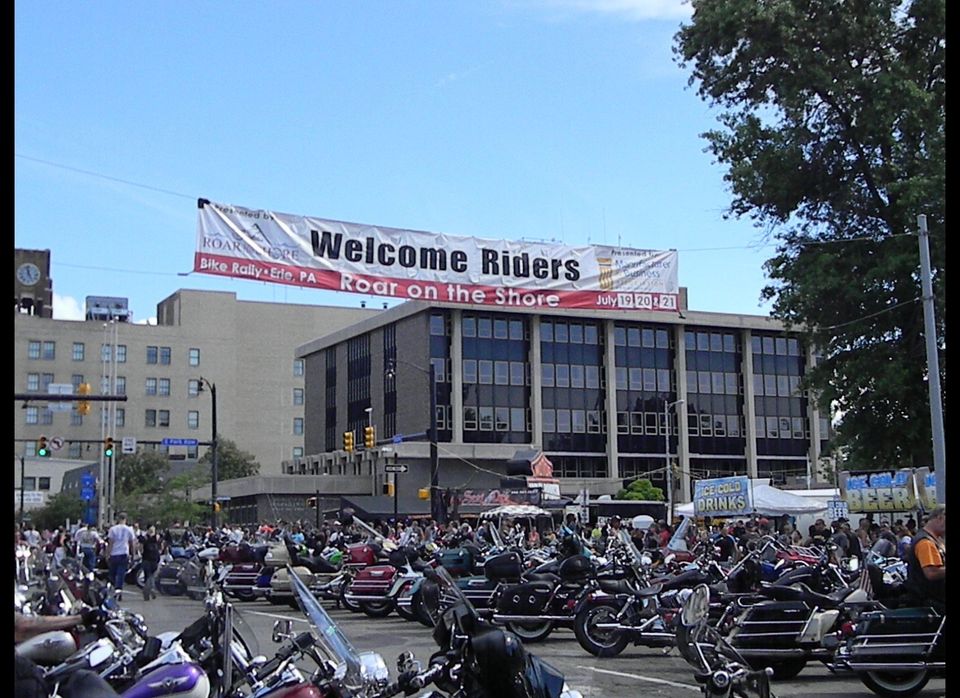 Roar On The Shore 80,000 Bikers And Enthusiasts Roar Into Erie, Pa