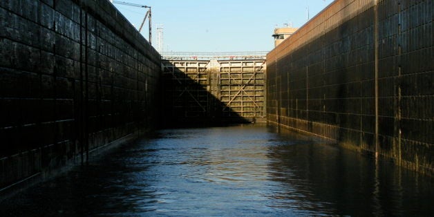 Looking back inside the Eisenhower Lock as we exit.