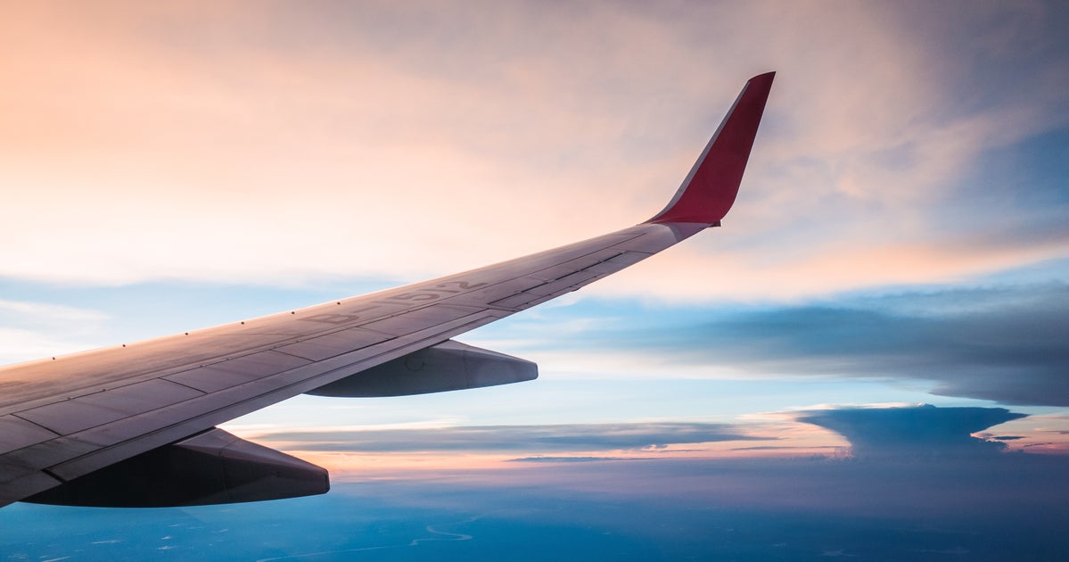 This Woman Took Fairy Lights On A Plane To Capture The Perfect Snap