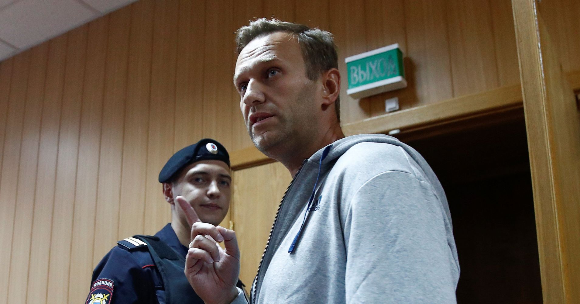 Putin Critic Alexei Navalny Released From Prison, Re-Arrested 'Seconds ...