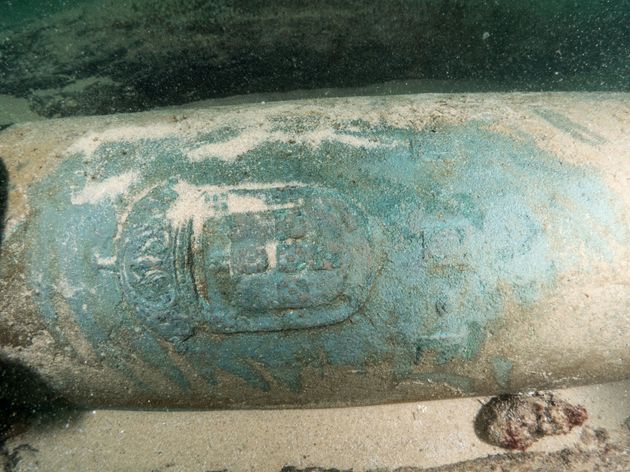 The site contains nine bronze cannons engraved with the Portuguese coat of arms