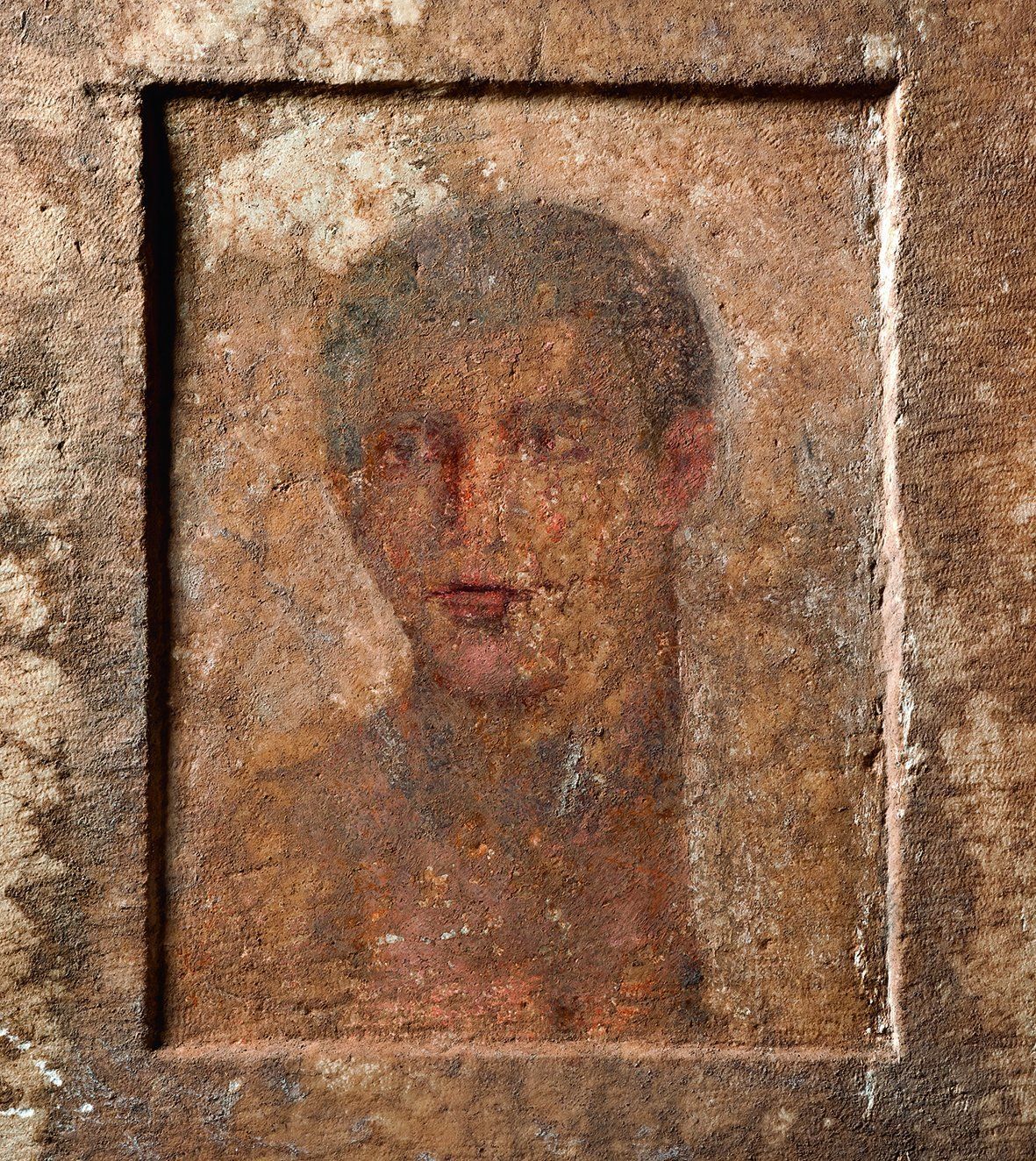 Γραπτή επιτύμβια στήλη με πορτρέτο νέου. Θήβα, Αρχαιολογικό Μουσείο
