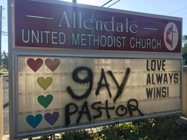 Allendale United Methodist Church in St. Petersburg, Florida, decided to surround a vandal's hateful graffiti with messages of love.