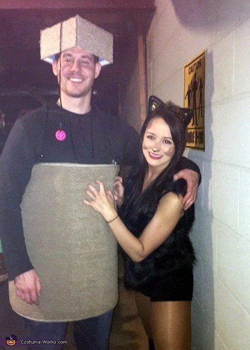 25 Funny Couple Costumes For Halloween That Are Pretty Spooktacular ...