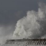 Ανέμους 12 μποφόρ και ισχυρές βροχές φέρνει ο μεσογειακός
