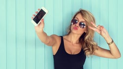 To «αθώο» instagram και οι τέλειες ζωές: Από τα fake news στη fake life