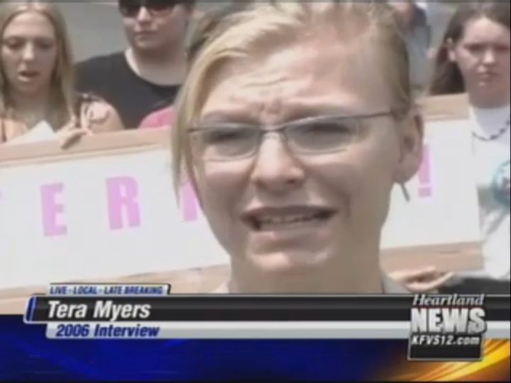 Teacher Tera Myers Revealed To Be Former Porn Star Rikki Andersin For  Second Time, Resigns | HuffPost Latest News