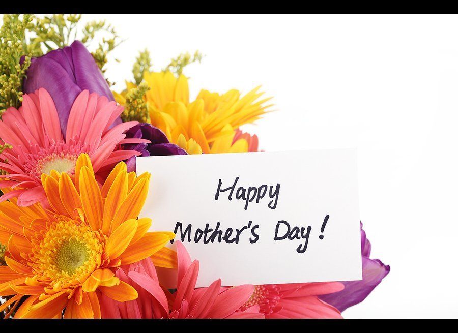 18 Email Reminders About Mother's Day From Every Online Florist