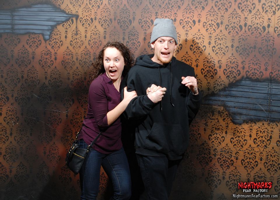 32 Hilarious Haunted House Reactions Caught On Camera | HuffPost ...
