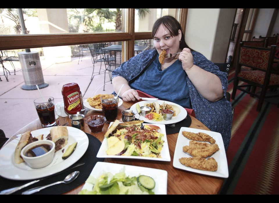 World's Fattest Woman Gets Engaged To A Chef