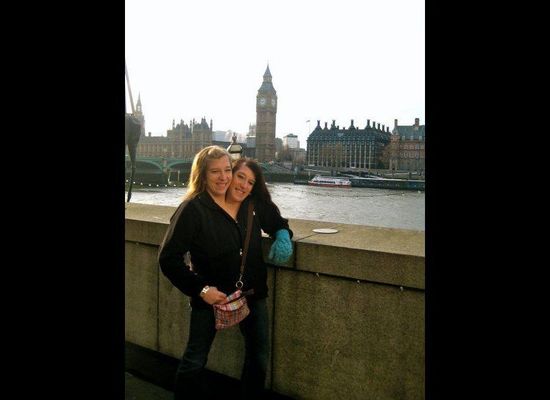 Conjoined twins Abigail and Brittany Hensel take in the sights of London in  latest episode of reality show