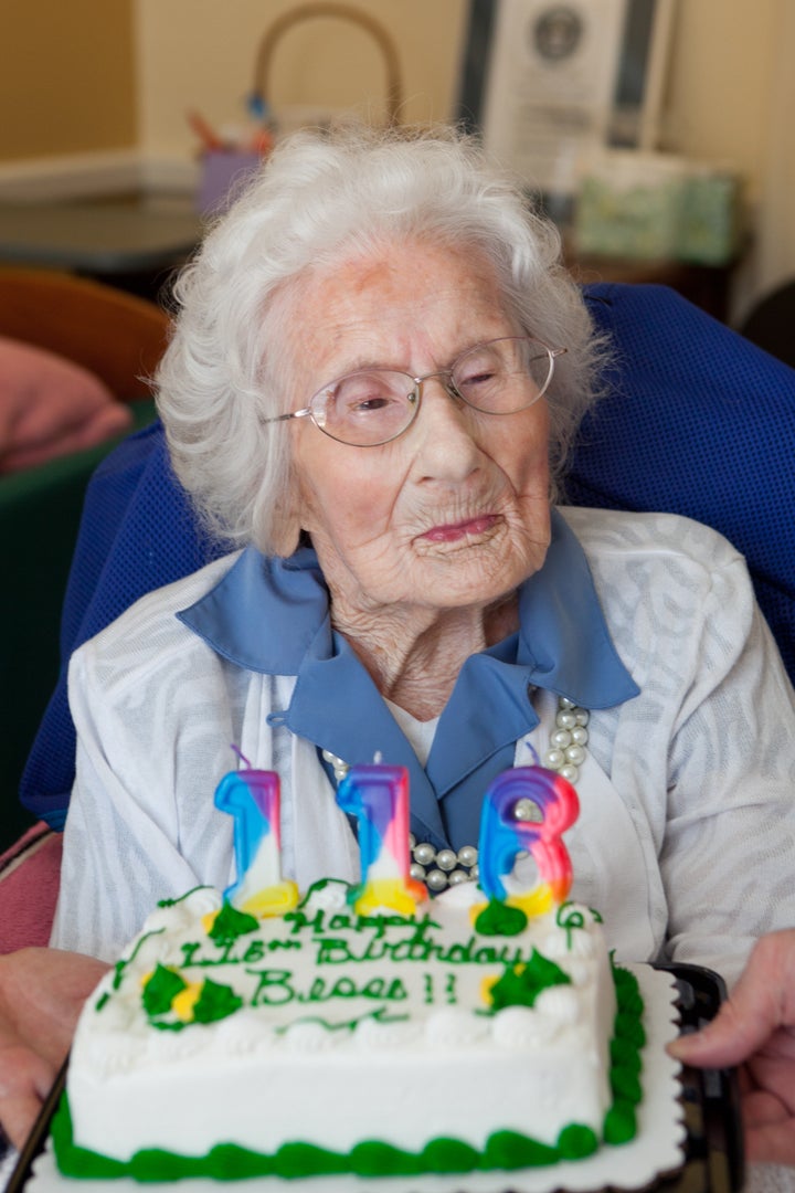 Besse Cooper Worlds Oldest Living Person Celebrates 116th Birthday Huffpost 