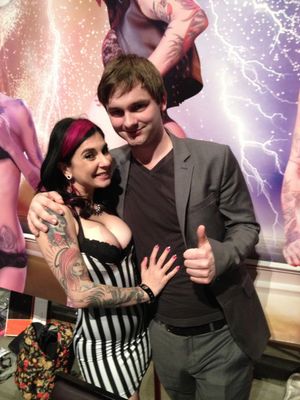 Angel Pornstar Schoolgirl - How To Date A Porn Star: My Night Out With Joanna Angel In Las Vegas  (PHOTOS, VIDEO) | HuffPost Weird News