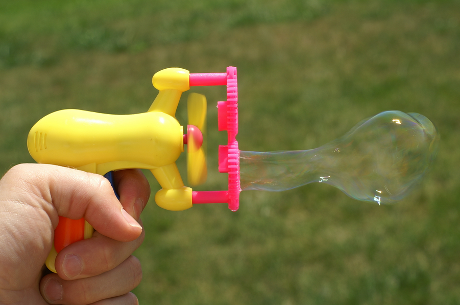 Bubble gun clearance suspension