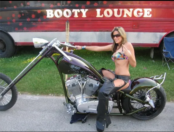 Booty Lounge' busted: Detroit police impound mobile strip spotted at Lions  tailgate 