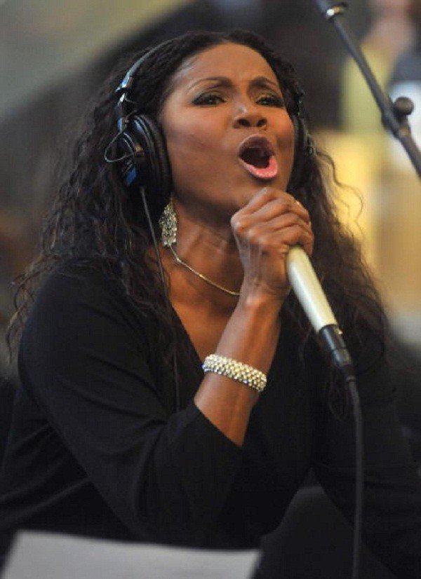 juanita bynum songs god of a second chance