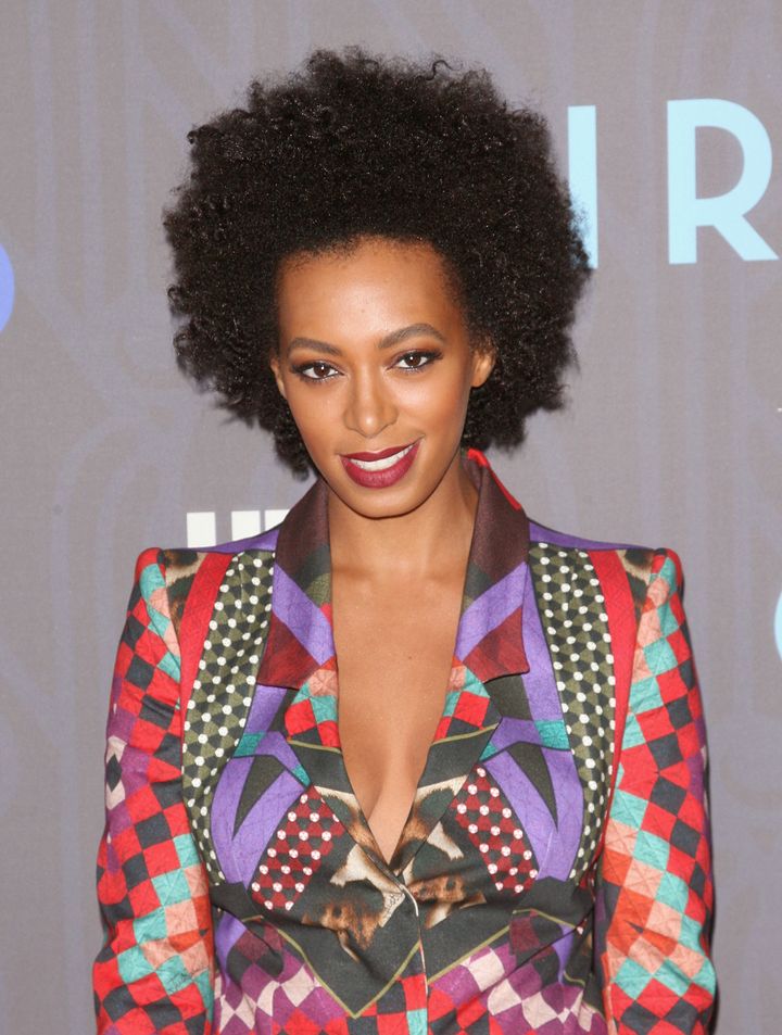 Solange Wears The Most Colorful Suit We Ve Ever Seen To Girls Season 2 Premiere Yea Or Nay