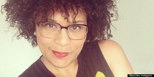 Real Girls Real Curls Julee Wilson Huffpo Editor Talks Must