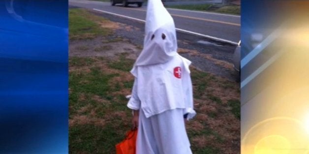 Dumb kids wear KKK robes for Halloween : r/PublicFreakout